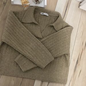 Zara cropped long sleeve shirt ⭐️⭐️